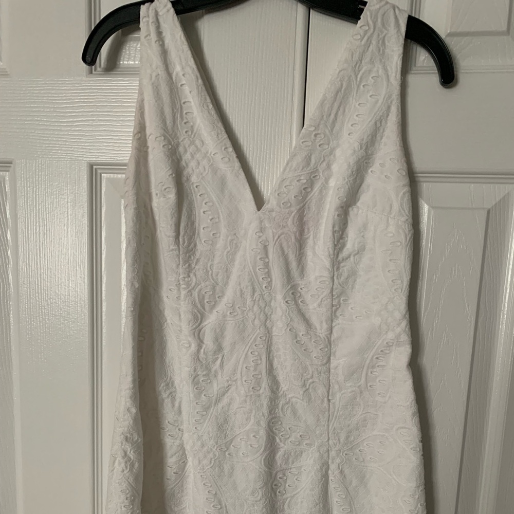 Lilly Pulitzer white fitted dress